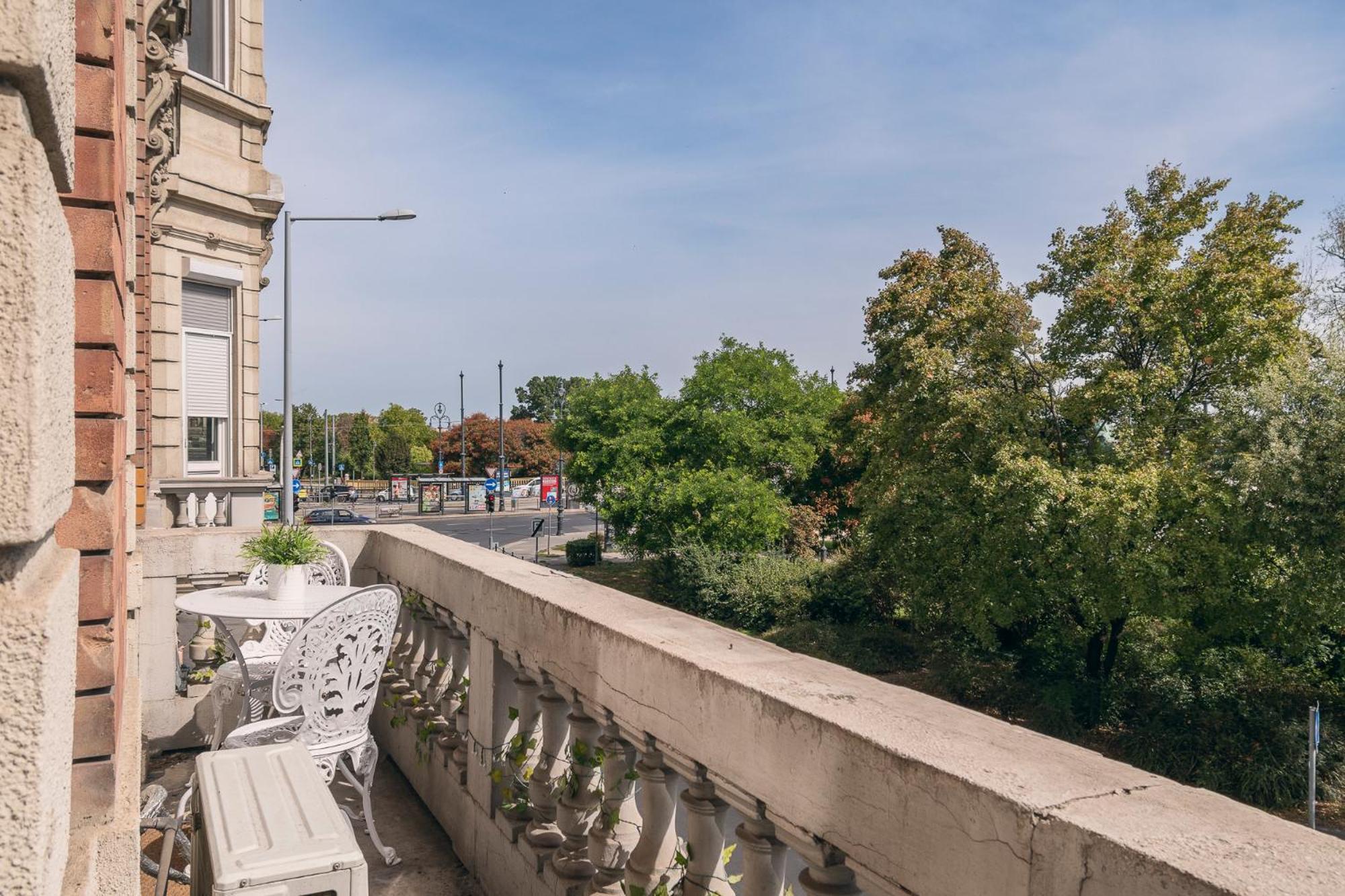 Danube Terrace Boutique Residence With Private Sauna — Photos 1